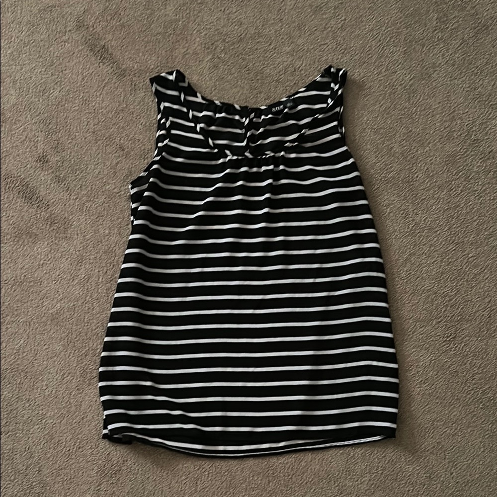 a.n.a Black and White Ruffled Sleeveless Tank Top